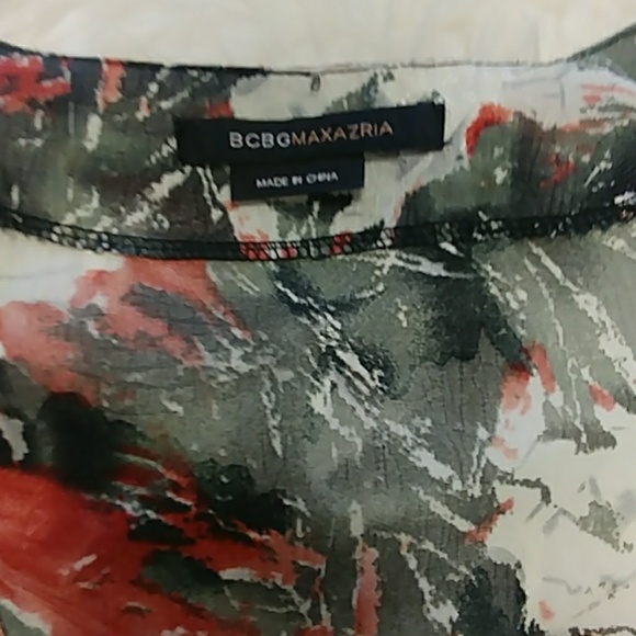 BCBG Maxazaria Printed Sheer Tunic - Picture 8 of 8